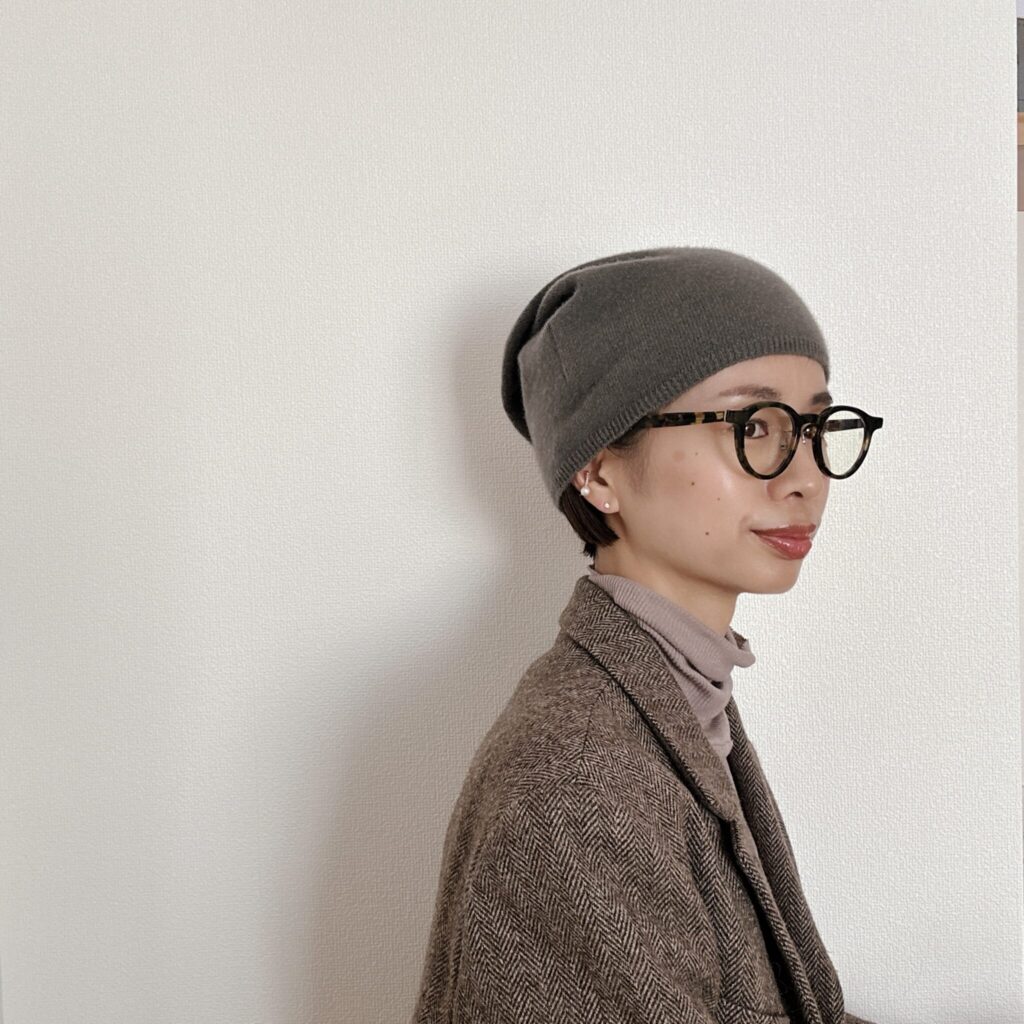 40代・冬の大人ショートヘア　帽子