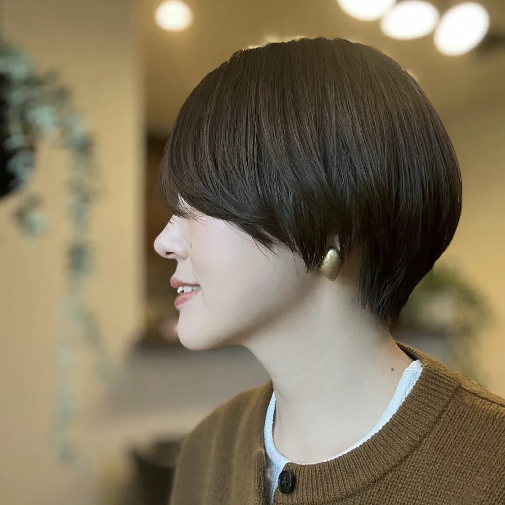 30代・冬の大人ショートヘア！　横顔