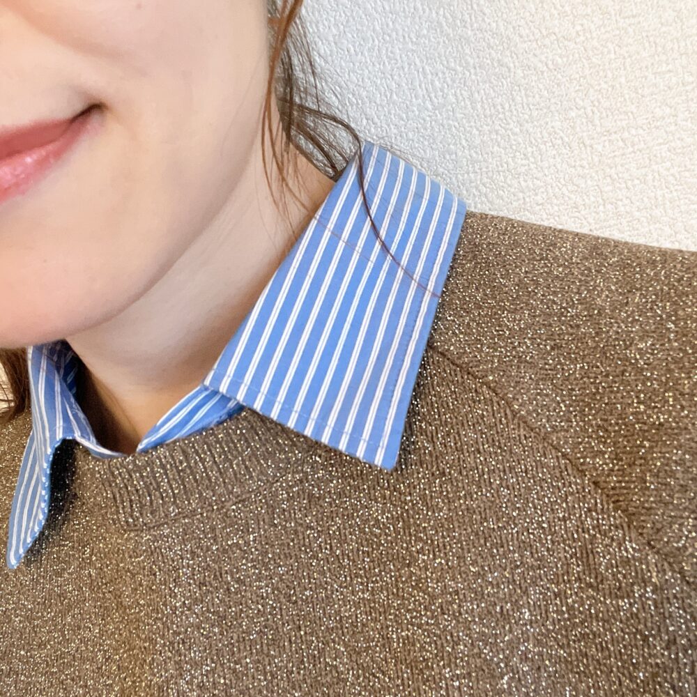 ニット　シャツコーディネート　ストライプシャツ