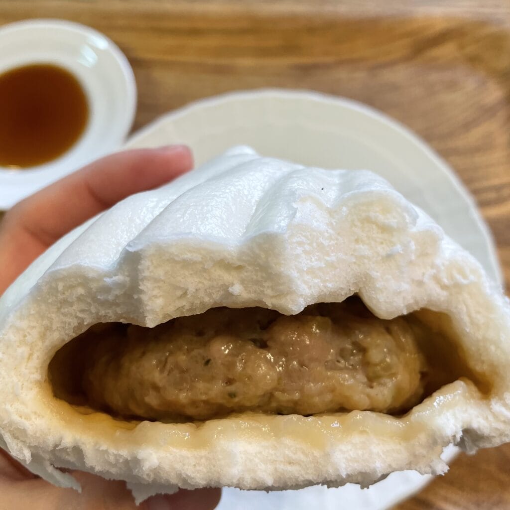 肉まん　五十番　神楽坂