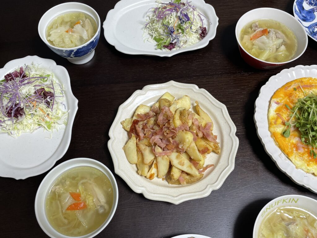 ジャーマンポテト　鶏とキャベツのスープ　コウケンテツさんのいつもの家ごはん　作ってみましたおいしいLEEレシピ　LEE100人隊　TB　はな　料理部　2025年1月下旬