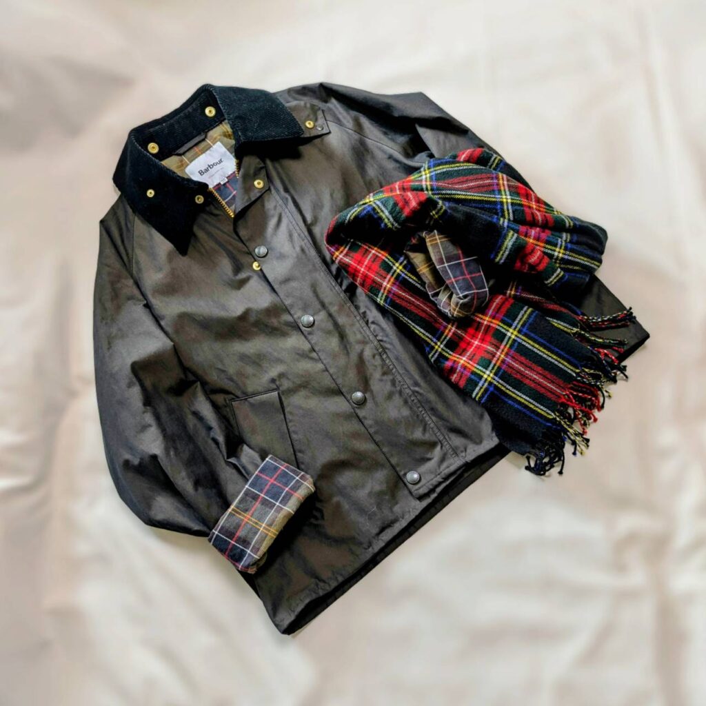 バブアー
BARBOUR
チェックマフラー