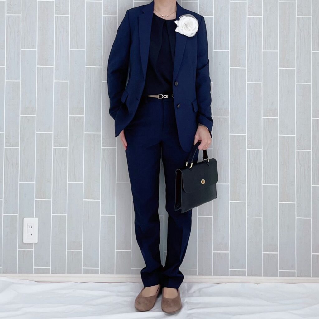 感動ジャケット　コサージュ