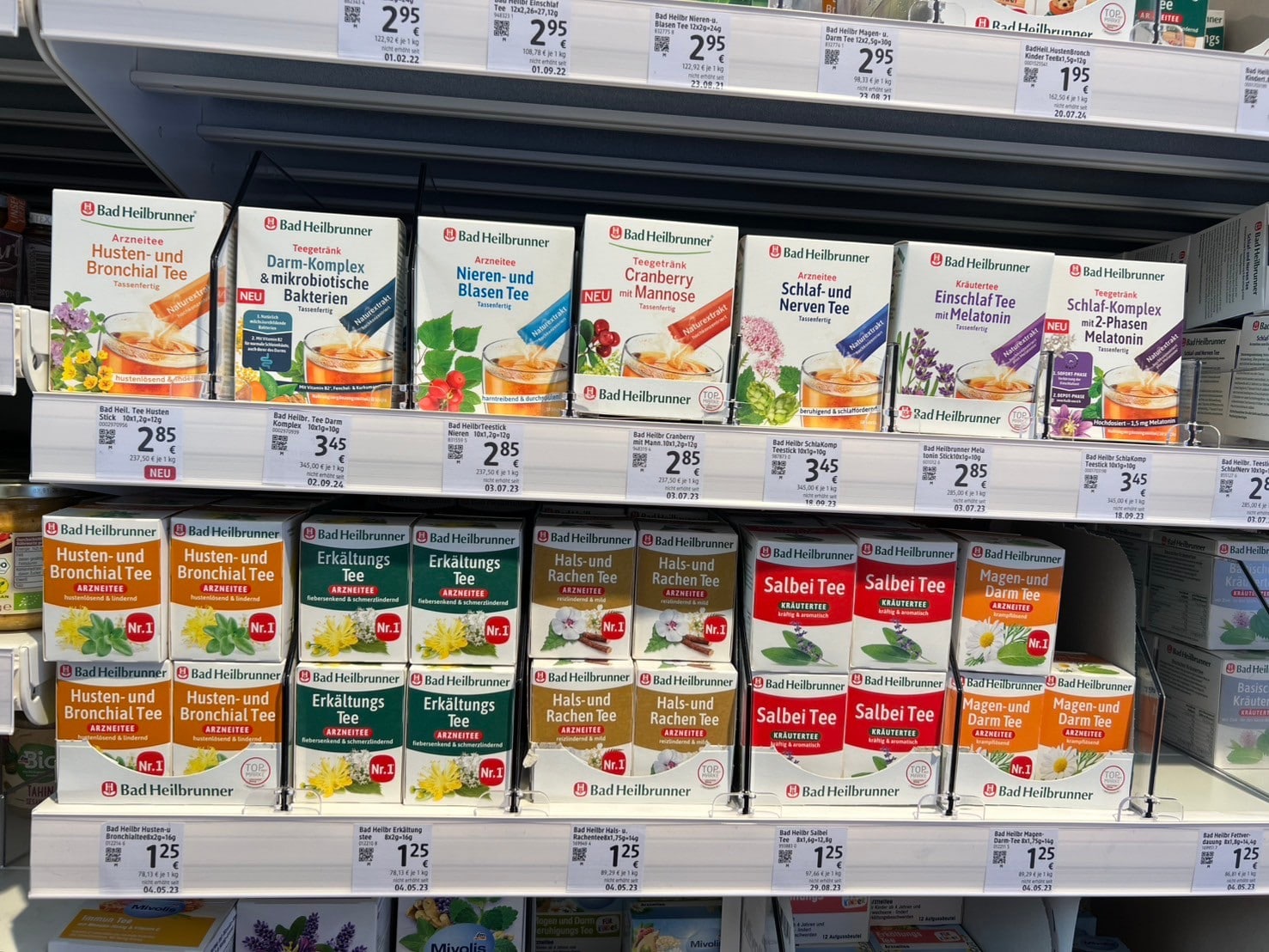 スーパーのハーブティー売り場02