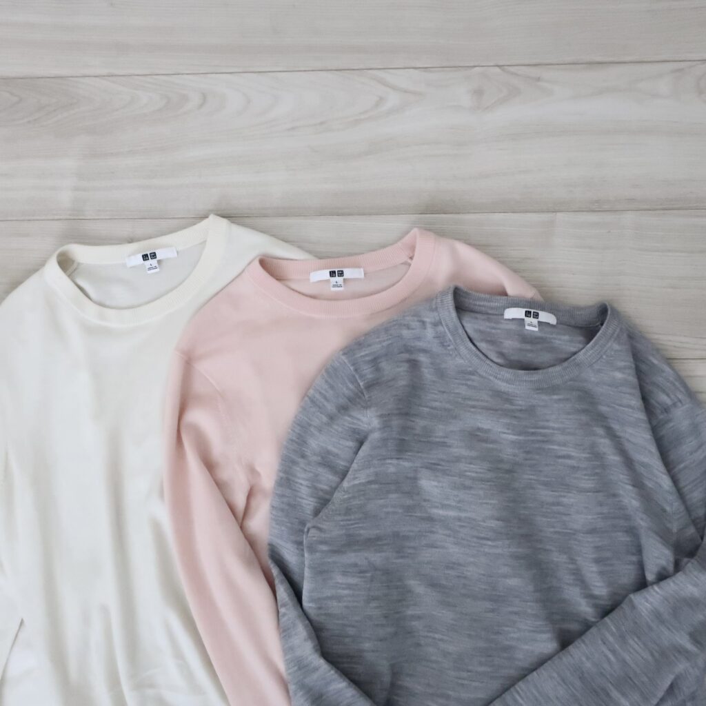 UNIQLO　メリノクルーネックセーター　　口コミ　サイズ感　40代　