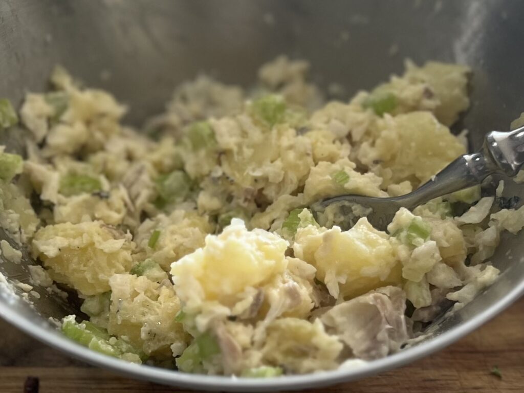 みょうがの茎を使って赤いピクルス作り TB icoco