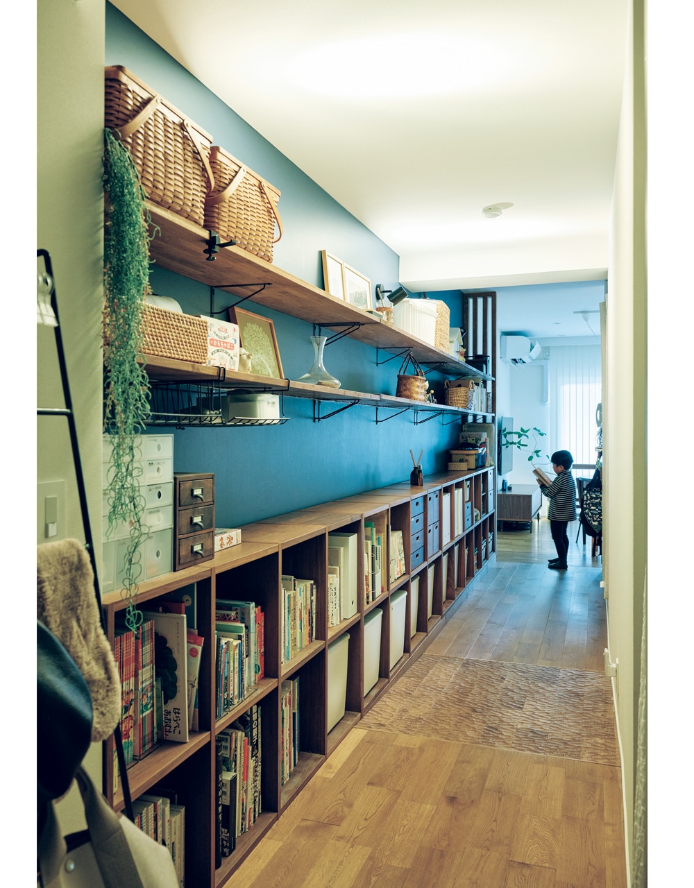 図書館のような廊下