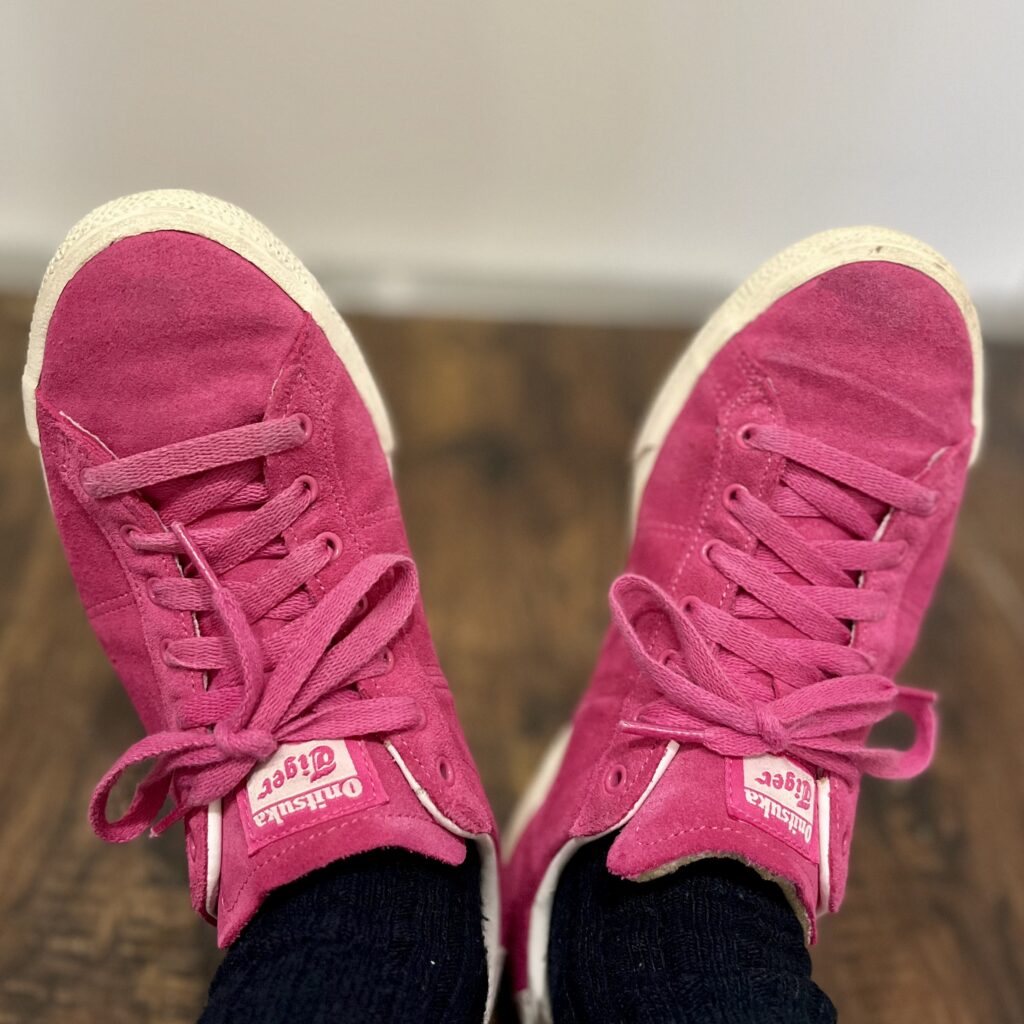 靴　スニーカー