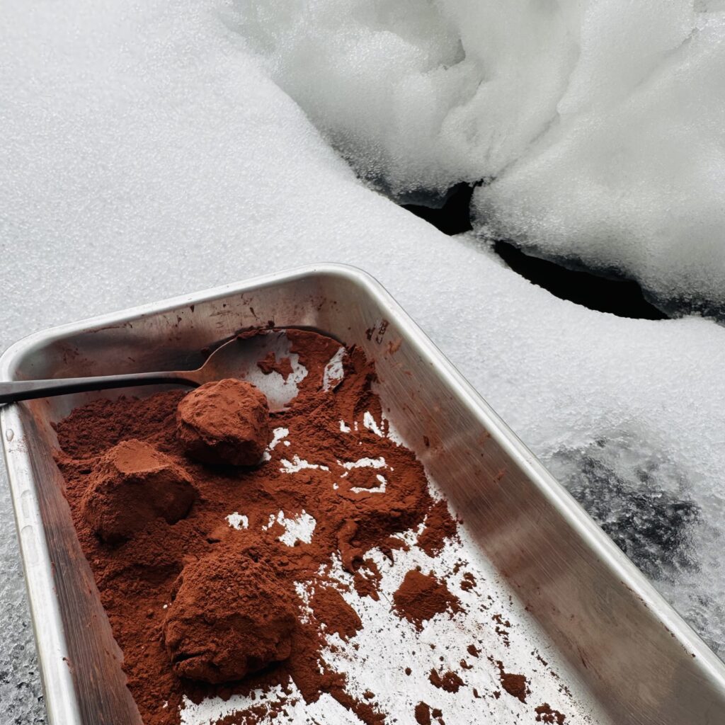 雪　トリュフ　コーティング