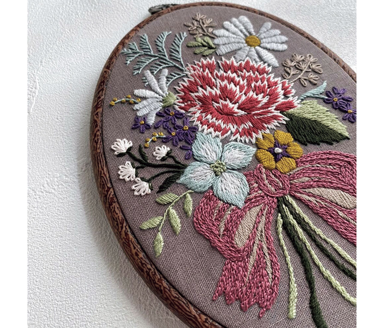 誰にも急かされることなく、黙々と刺繍する時間が好き