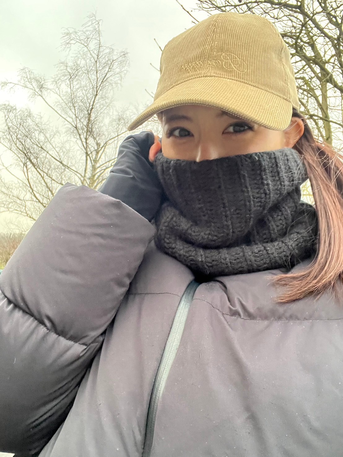 外で過ごす佐藤ありささん