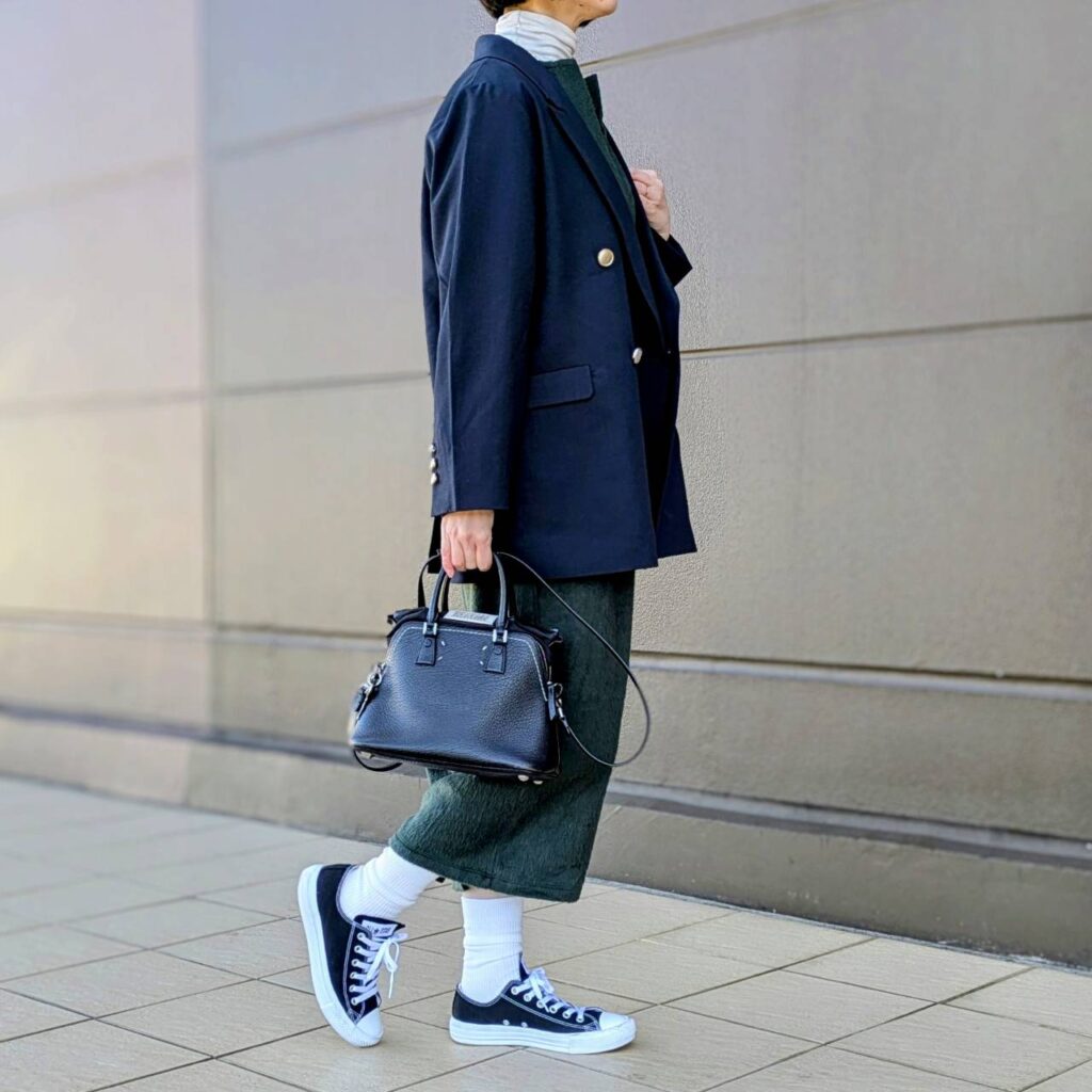 30代紺ブレ 40代ネイビーブレザー ファッション