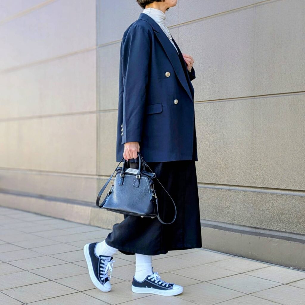 30代紺ブレ 40代ネイビーブレザー ファッション