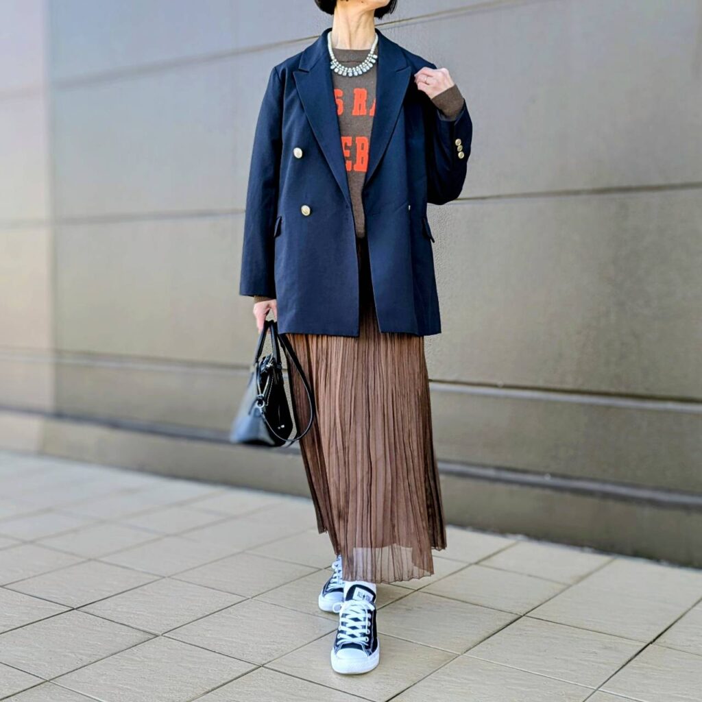 30代紺ブレ 40代ネイビーブレザー ファッション