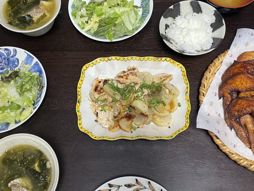 ワタナベマキさんレシピ「鶏むねとかぶの塩麹グリル」を40代主婦が作ってみた写真。