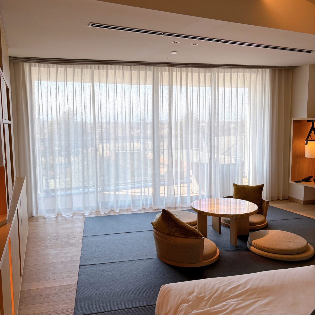 ソラノホテル　客室　和モダン