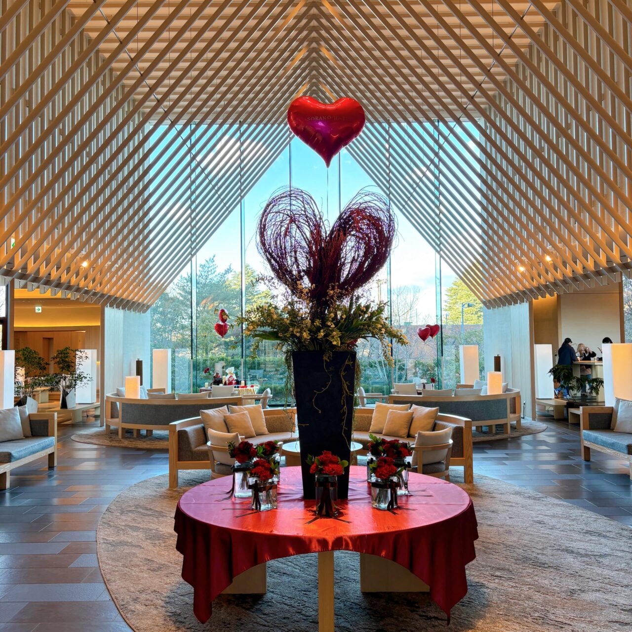 ソラノホテル　メインロビー　ホテルステイ