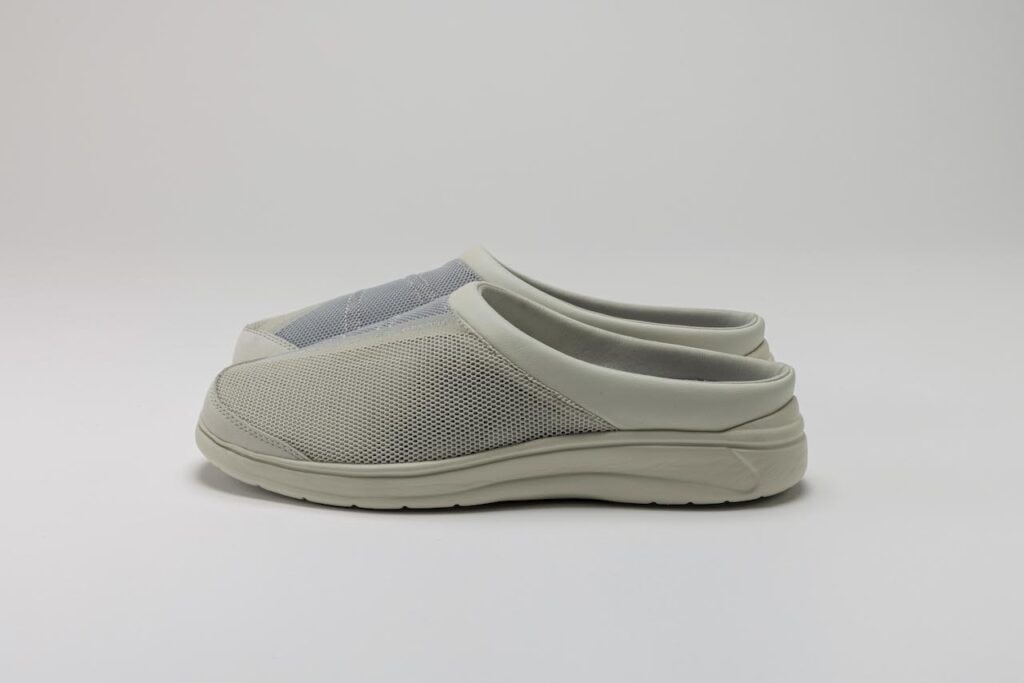 810s / ET048 VENIE(ヴェニー)