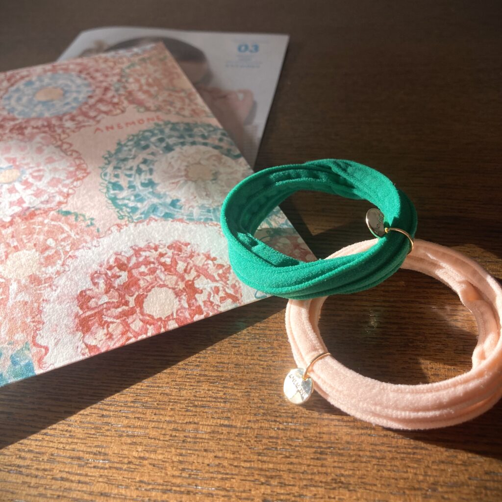 アネモネ ヘアゴム