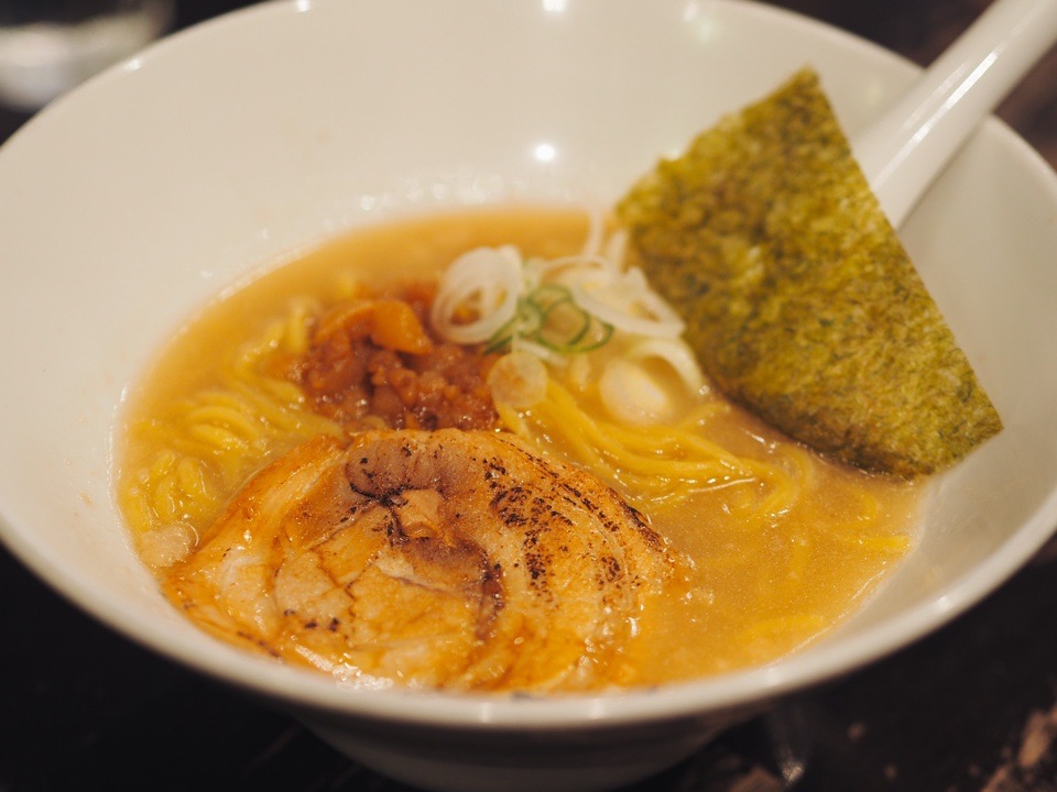 「立川や」のとんこつラーメン