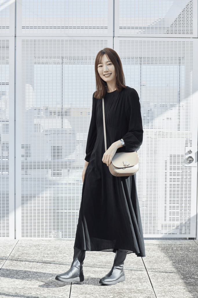 ユニクロ　ワンピースのコーデ