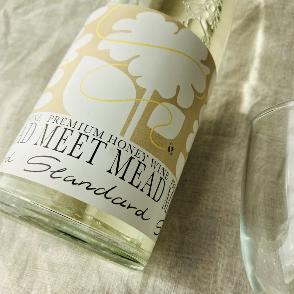 峰の雪酒造場「ミード酒」