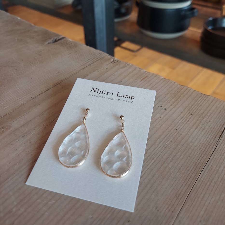 虹色ランプ　瀬戸　アクセサリー