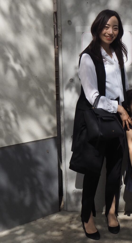 ジレコーデ　ジレ　オケージョンコーデ　ジレブラウス