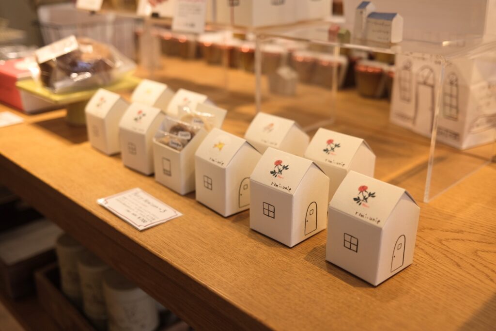 写真：ロミユニコンフィチュール　店内