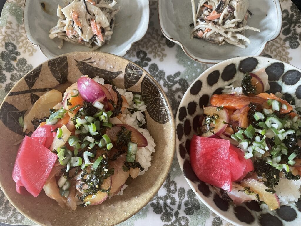 マグロのノリポキ丼　本多理恵子さんレシピ　料理がしんどい日のレシピ　作ってみましたおいしいLEEレシピ　LEE100人隊　TB　はな　料理部　2025年3月