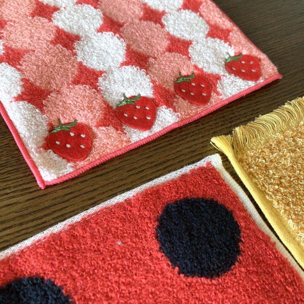 CLASSICS the Small Luxuryキッズハンカチ