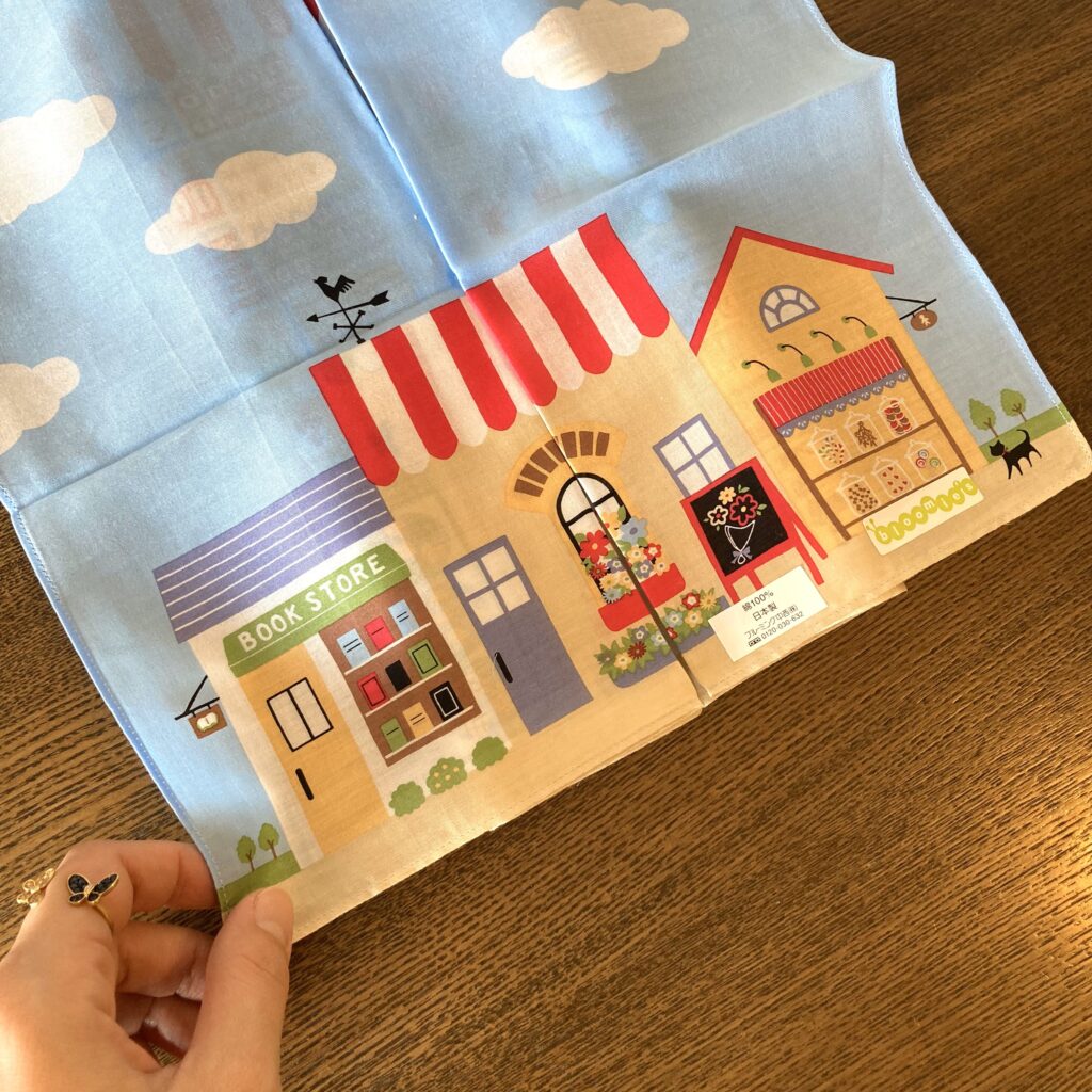 【CLASSICS the Small Luxury】キッズ用ハンカチ