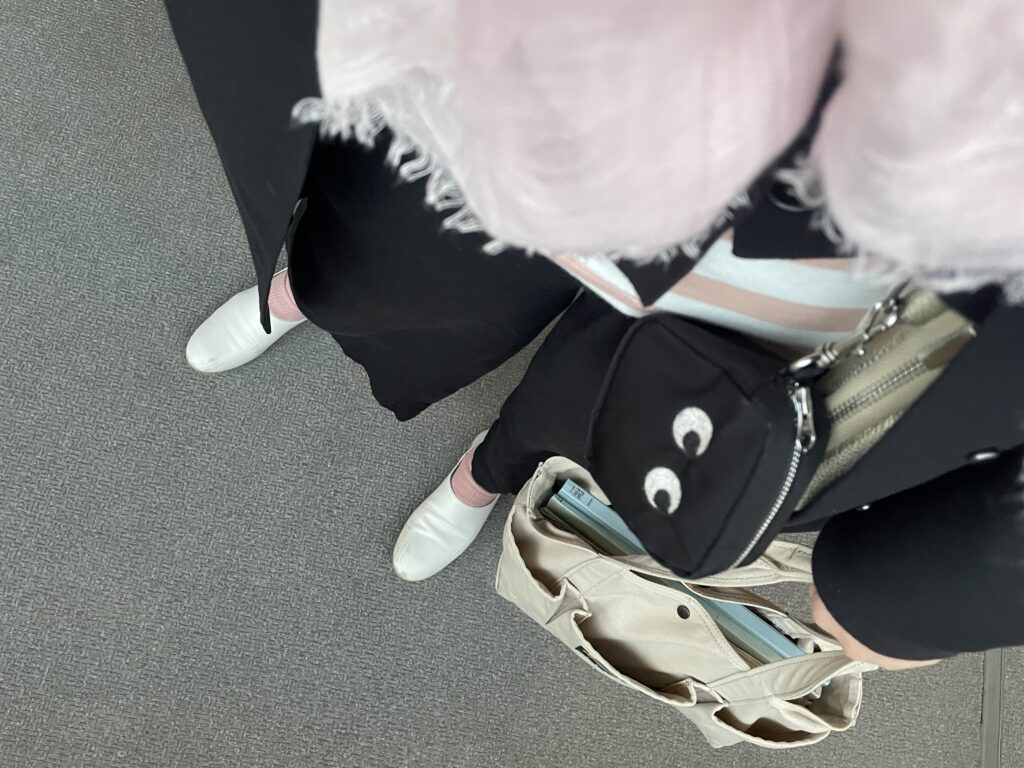 ユニクロGU無印良品ボーダーコーデ3月初旬足元写真4