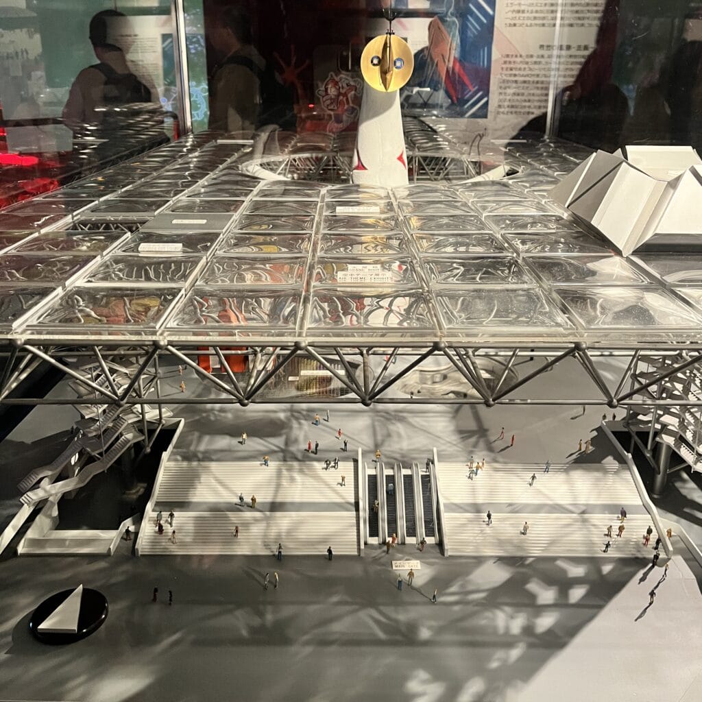 万博時の太陽の塔