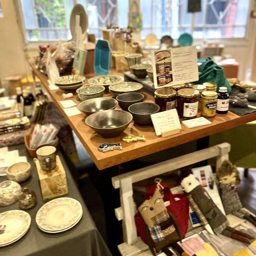 雑貨屋　うつわ