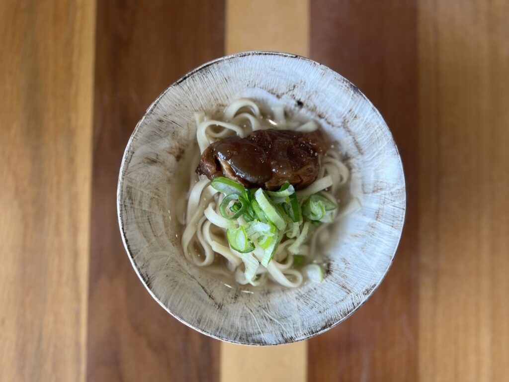 沖縄そばとじゅーしー（沖縄風炊き込みご飯）でおうちごはん TB icoco