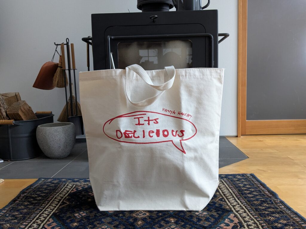 写真：LONG TRACK FOODS　トートバック