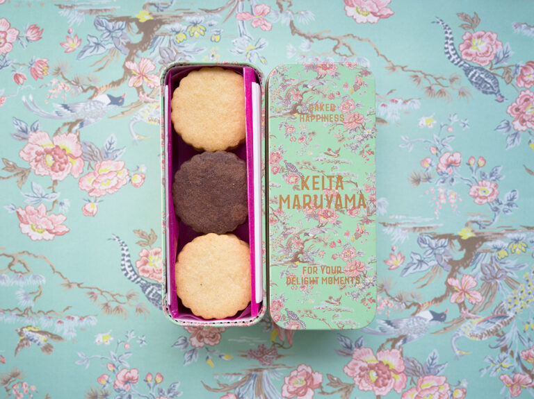 詰合せクッキー缶 HALF（Oriental Flower）￥2970