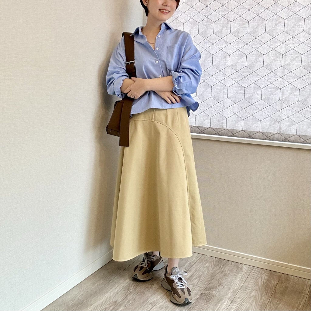 ユニクロ JW ANDERSON ブロードシャツ コーデ