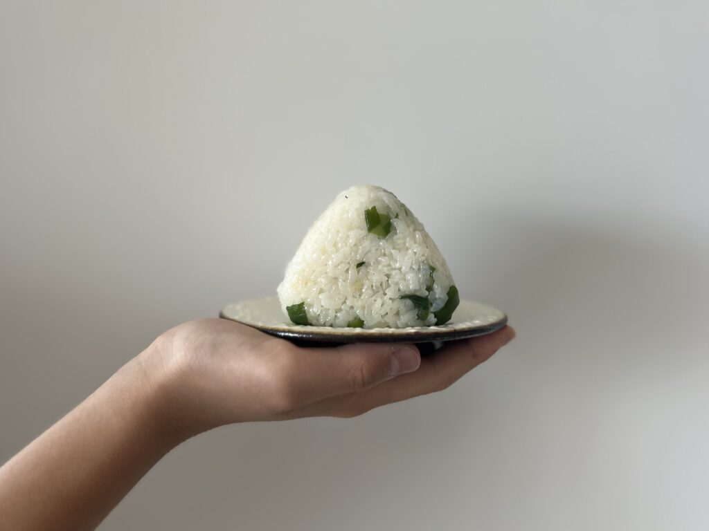 おにぎり　onigiri rice ball