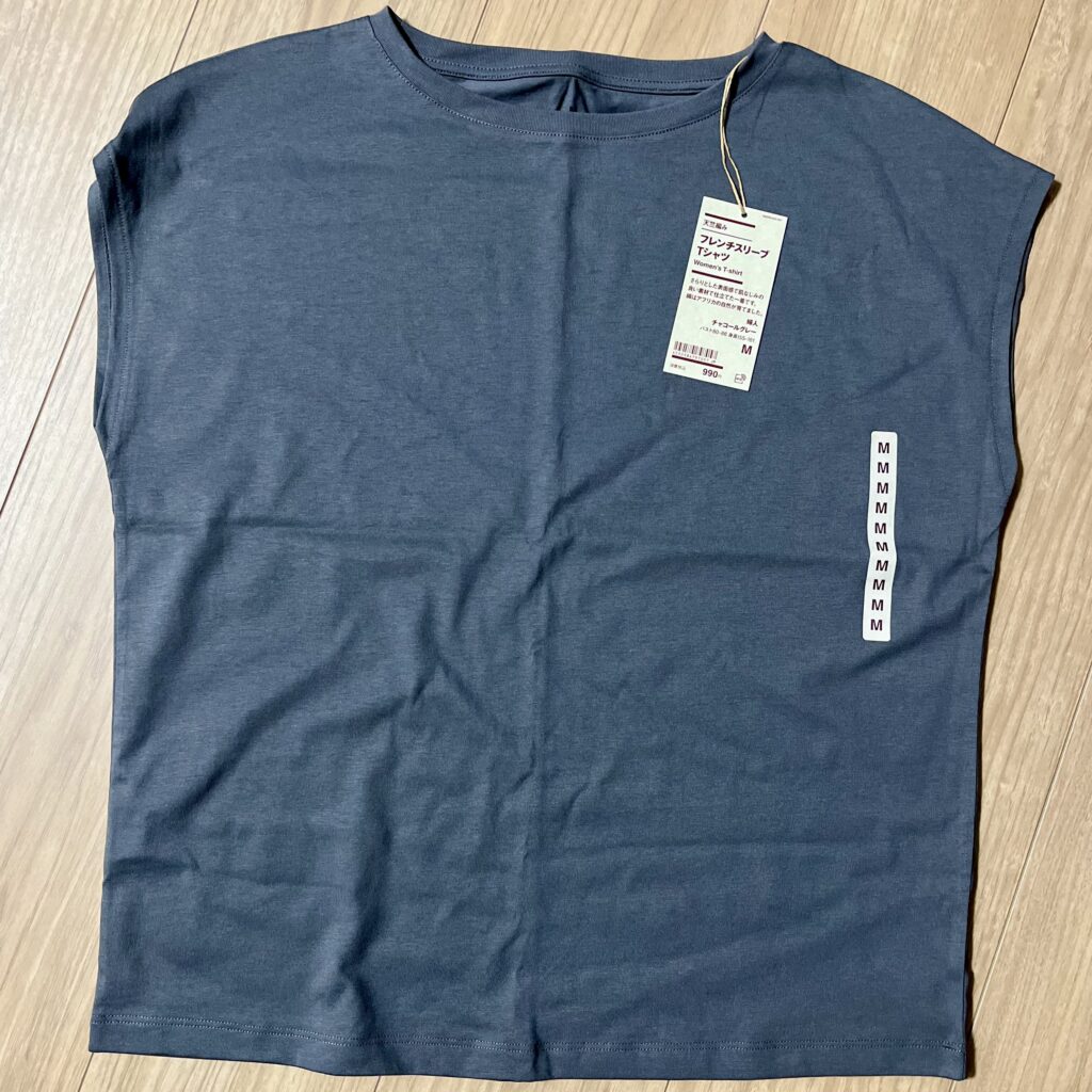 Tシャツ　カットソー