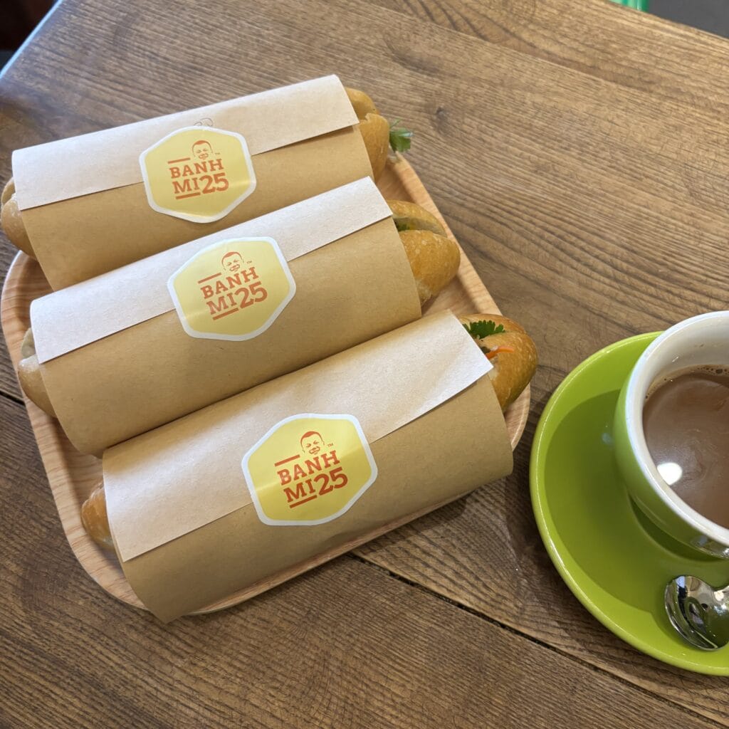 BANH MI25 (バインミー25)