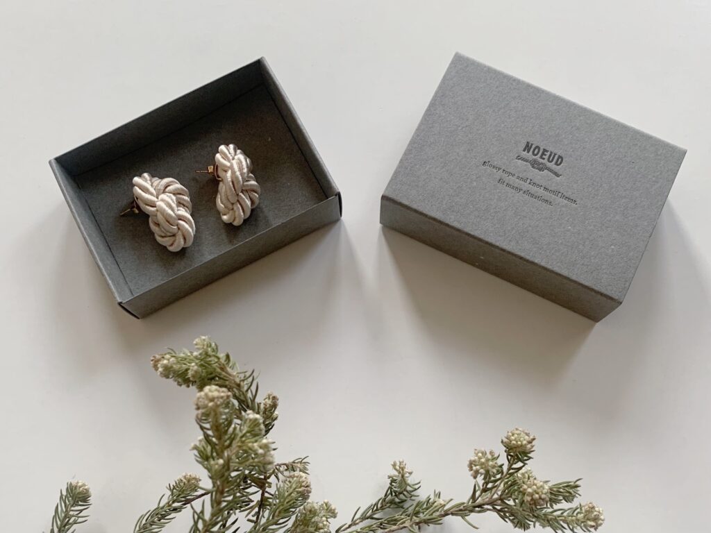 Noeud　ピアス　パーティ