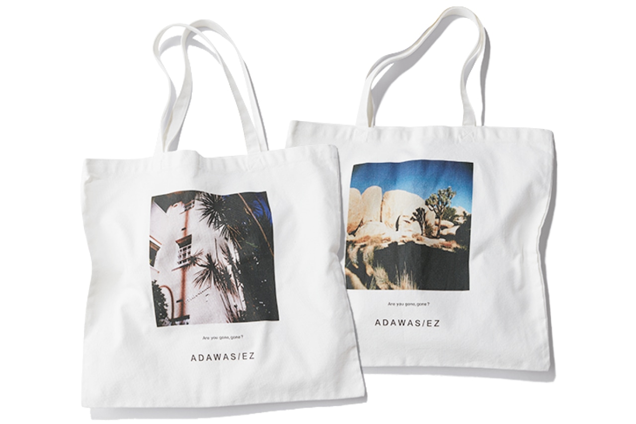 L.A.のジョシュアツリー国立公園とシドニーで飯島さんが撮影したという写真をプリントしたオリジナルのエコバッグ