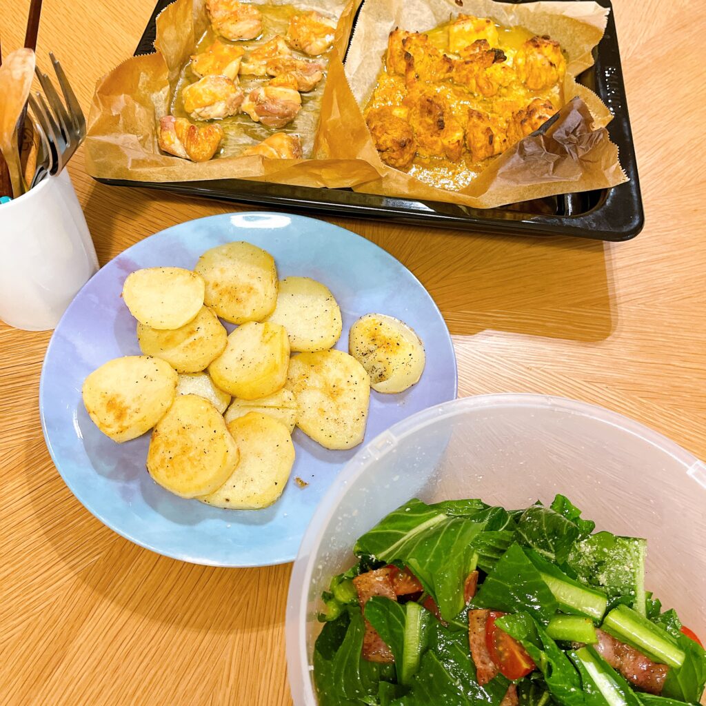 タンドリーチキンとコンソメチキン