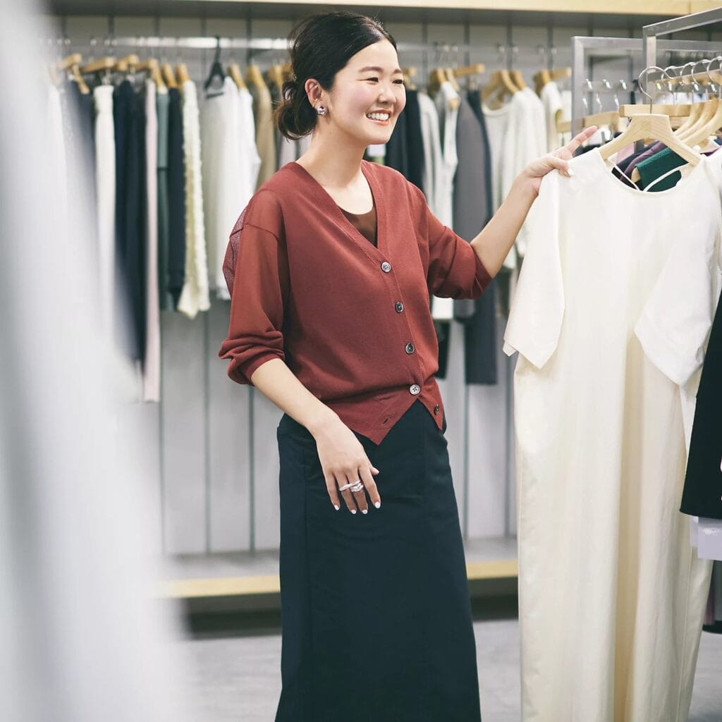 Demi-Luxe BEAMS
【洗える】2WAY シアーカーディガン
￥17,600