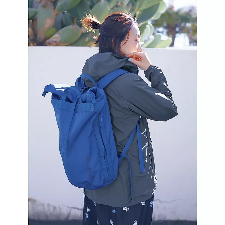 mont-bell
【LEE別注】【洗える】Picnic League ギアコンテナパック20
￥7,370