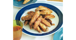 50本揚げて即完食した人気メニュー「甘辛鶏スペアリブ」レシピ／およねさん