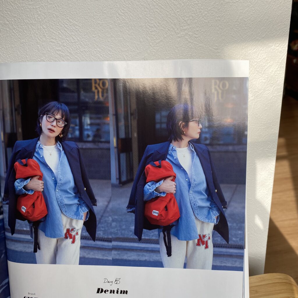 デニムシャツコーデ