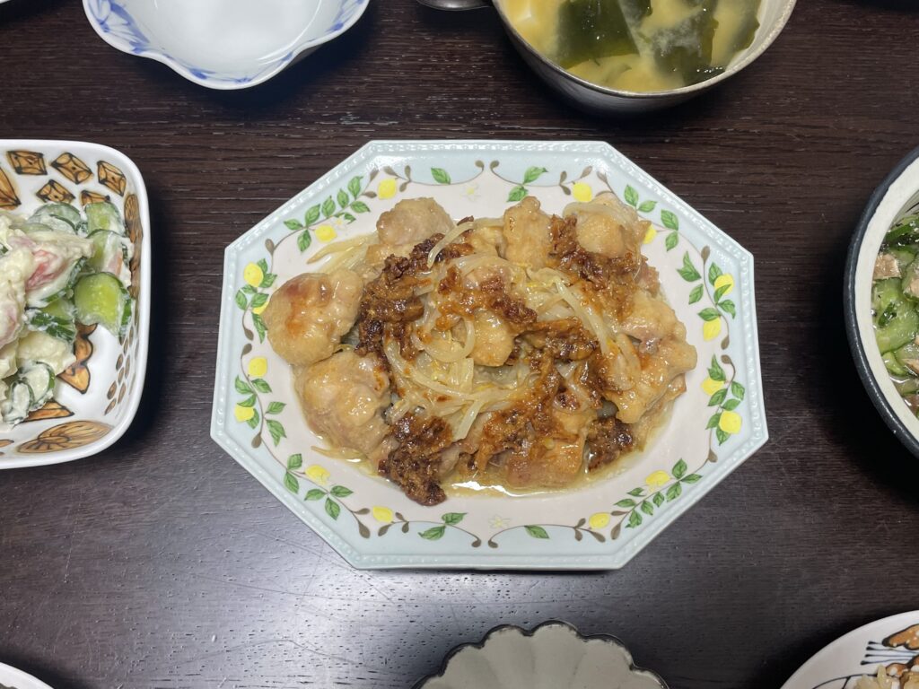 今井亮さんのレシピ「鶏肉ともやしのごまみそ炒め」を40代主婦が作ってみた写真。